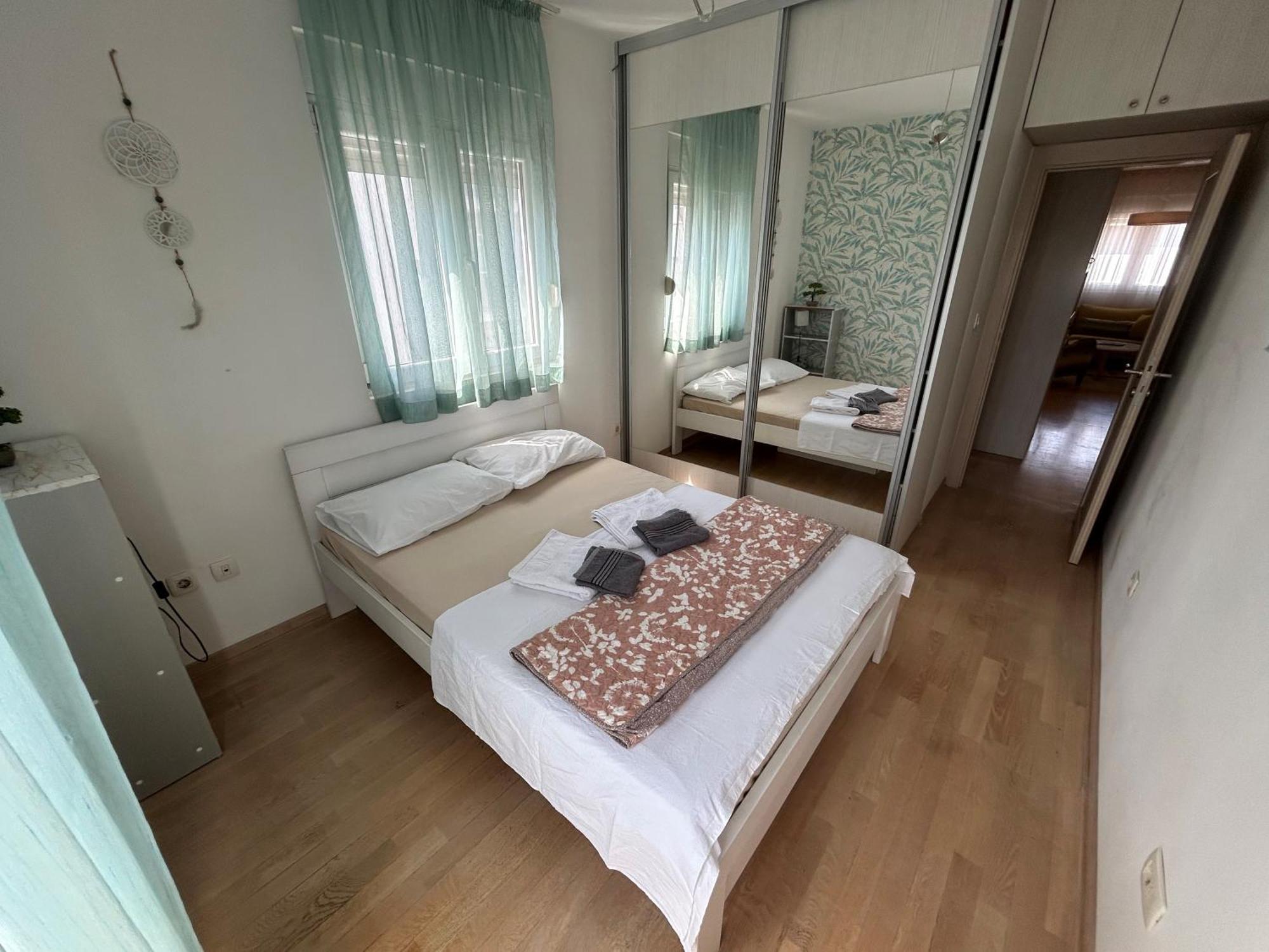 Ana'S 2 Bedrooms Lovely Flat Podgoriţa Exterior foto
