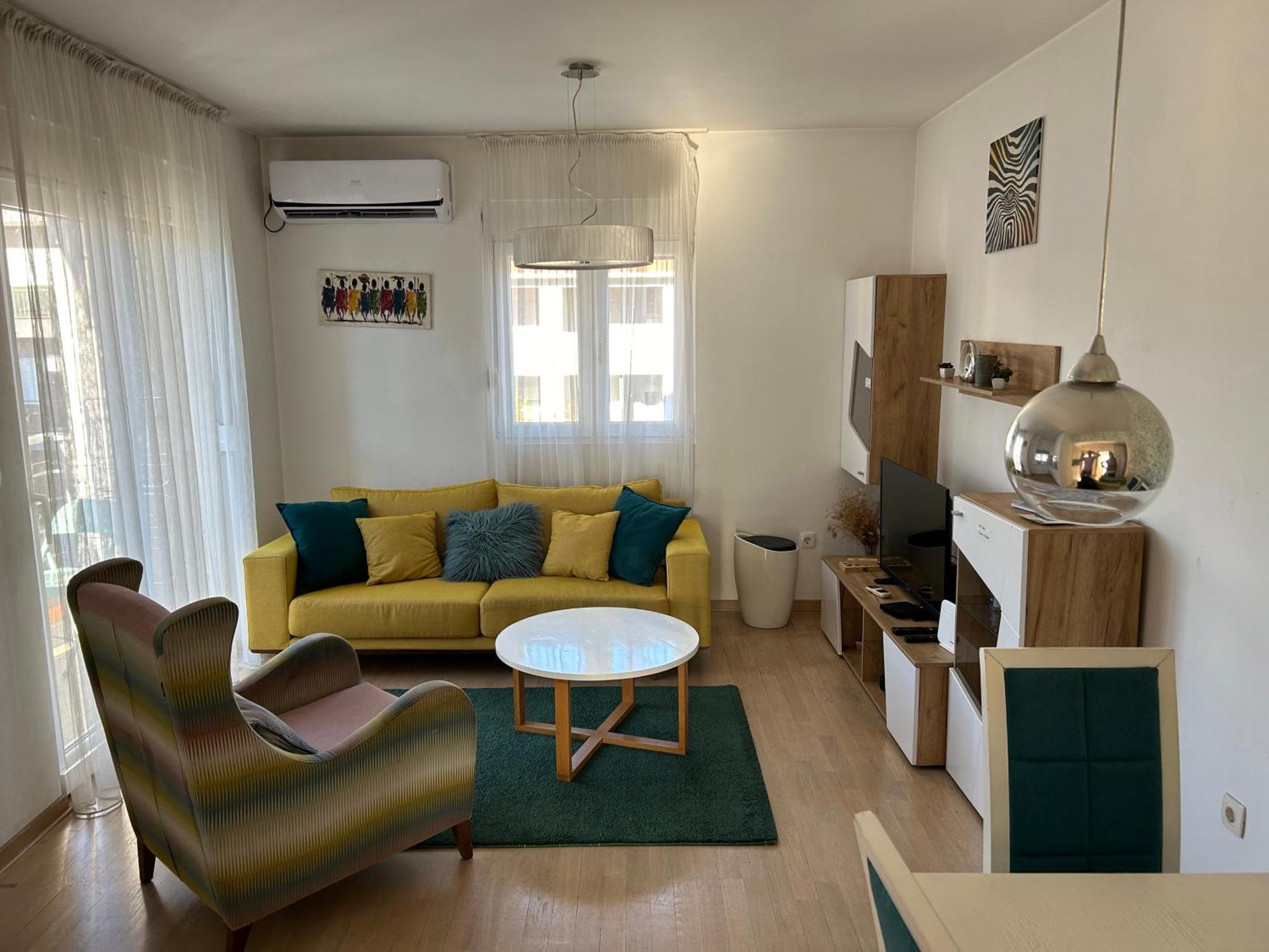 Ana'S 2 Bedrooms Lovely Flat Podgoriţa Exterior foto