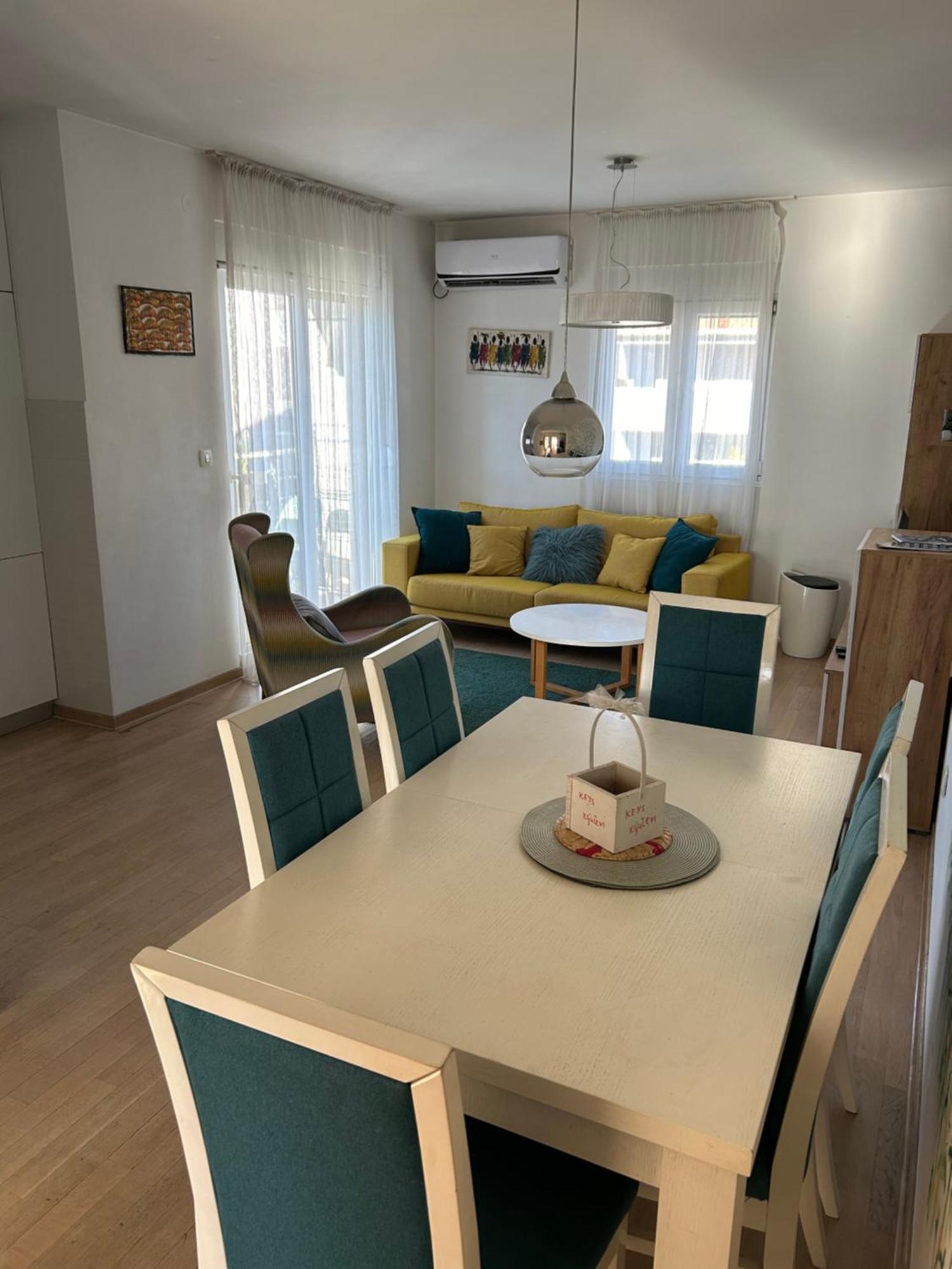 Ana'S 2 Bedrooms Lovely Flat Podgoriţa Exterior foto